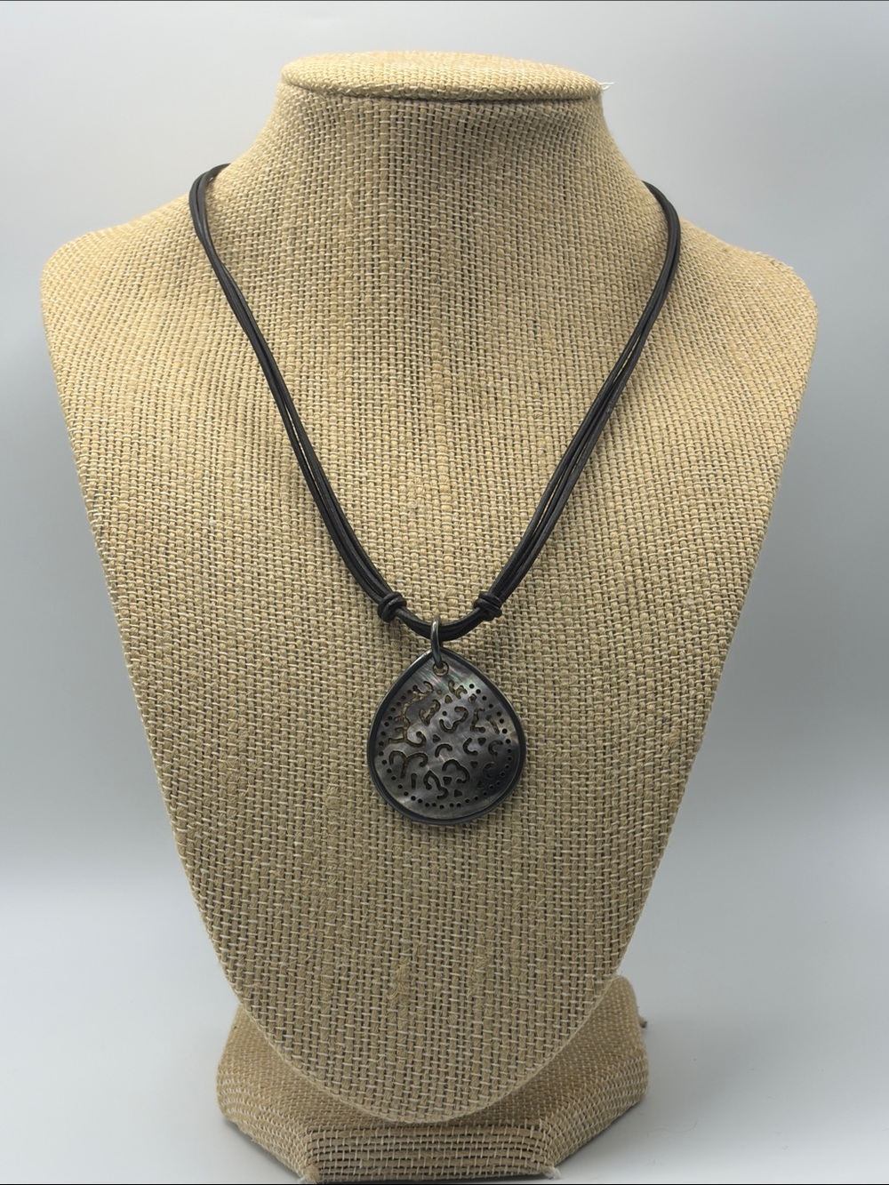 Silpada Sterling Silver Carved Abalone Shell/ Brown Leather Cord Necklace - Picture 5 of 5